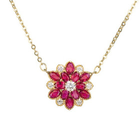 Collier fleur de rubis, par l’Homme Moderne.