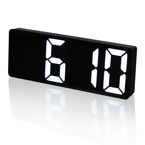 Réveil à commande sonore