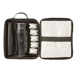 Mannequin-pressing compact