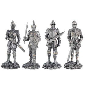 Les 4 chevaliers du Moyen Âge, par l’Homme Moderne.