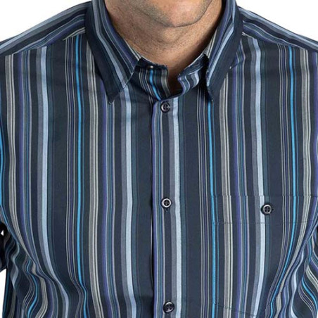 Chemise rayée amincissante