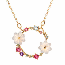 Le collier fleurs de nacre