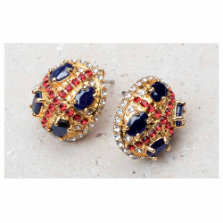 Les boucles d’oreilles Royales