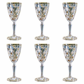 Les 6 verres à vin en cristal doré, par l’Homme Moderne.