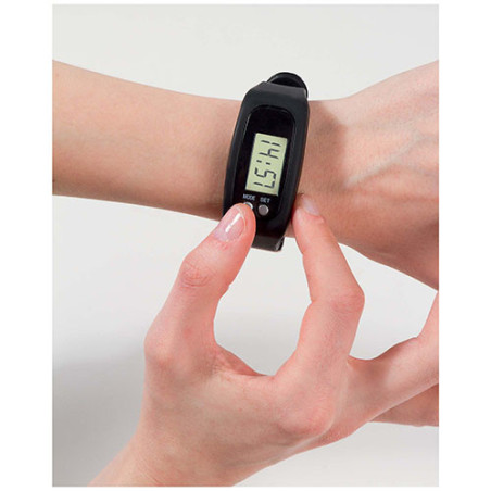EN CADEAU : La Montre podomètre