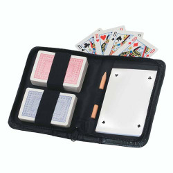 EN CADEAU : L’Étui jeux de...