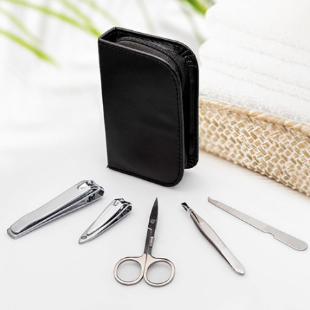 EN CADEAU : Le set manucure