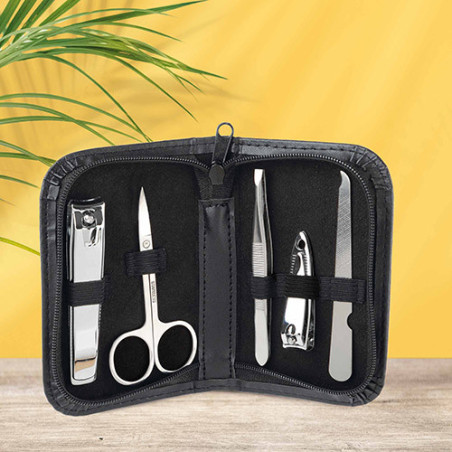 EN CADEAU : Le set manucure