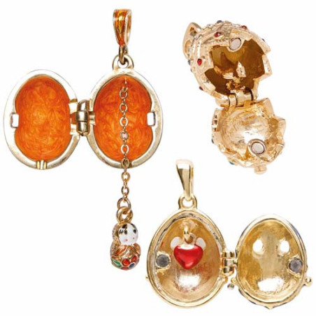 Les 3 pendentifs œufs surprises