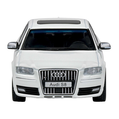 L’Audi S8 blanche de 2010