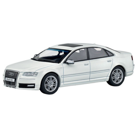 L’Audi S8 blanche de 2010