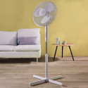 Ventilateur sur pied