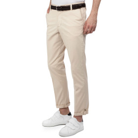 Pantalon "spéciale aisance"