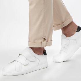 Pantalon "spéciale aisance"