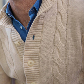 Gilet torsades boutonné