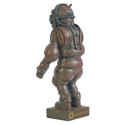 Figurine de scaphandre