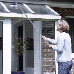 Lave-vitre télescopique