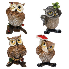 Les quatre chouettes porte-bonheur, par l’Homme Moderne.