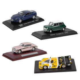 Les quatre voitures de collection, par l’Homme Moderne.