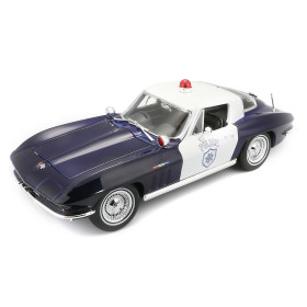 Chevrolet Corvette Police de 1965, par l’Homme Moderne.