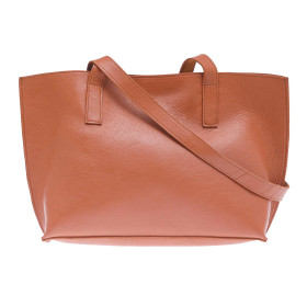 Sac cuir camel, par l’Homme Moderne.