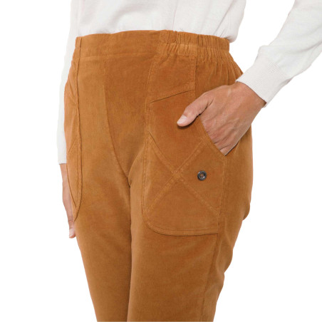 Pantalon velours "ventre plat"