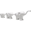 Le trio d’éléphants blancs