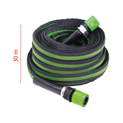 Tuyau d’arrosage plat avec raccords