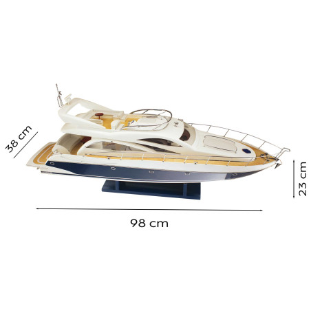Le yacht à moteur