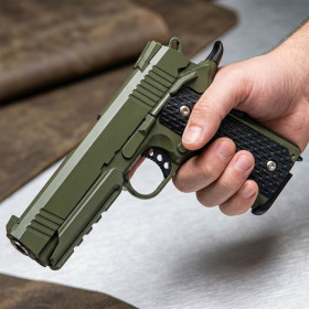 Le pistolet Colt 1911 Warrior à billes