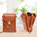 La pochette éventail cuir