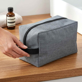 EN CADEAU : La Trousse de toilette
