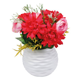 Le bouquet dahlias et renoncule éternels