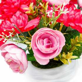 Le bouquet dahlias et renoncule éternels