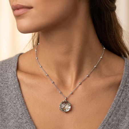Le pendentif améthyste verte