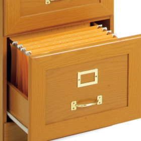 Dossiers suspendus - les 25, par l’Homme Moderne.