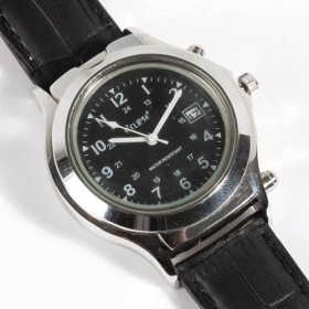 Montre-loupe lumineuse, par l’Homme Moderne.