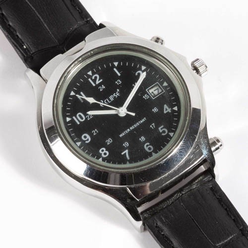 Montre-loupe lumineuse